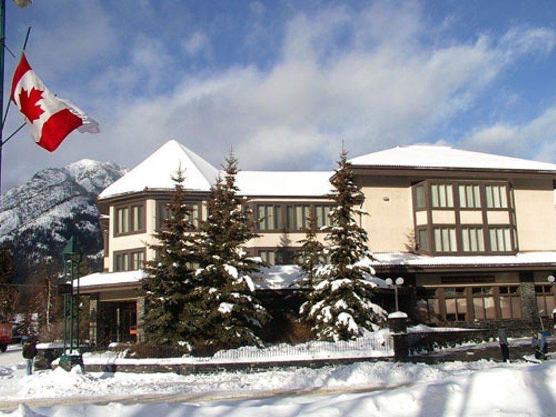 Elk + Avenue Hotel Banff Exteriör bild